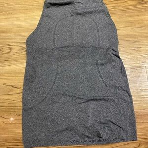 Lulu lemon muscle tank